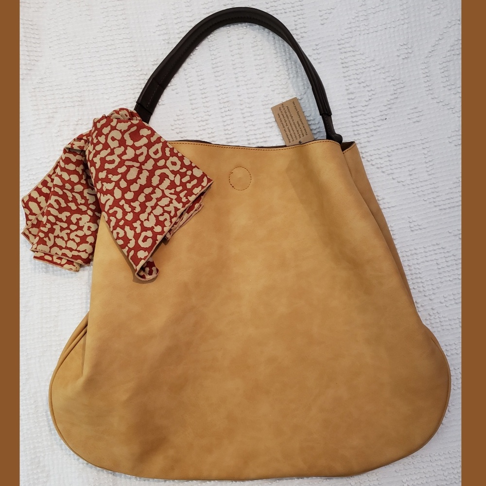 STREET LEVEL BOHO BAG